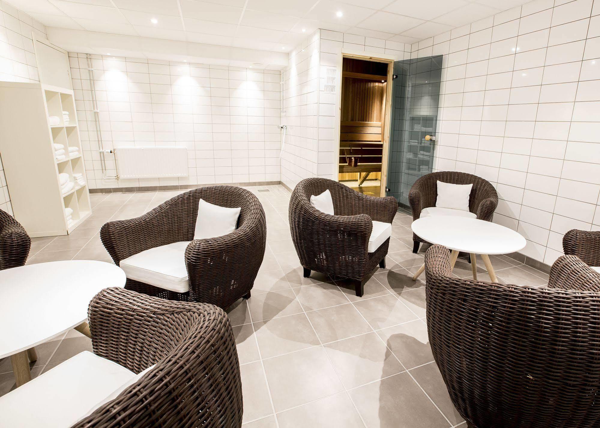 Simloc Hotel Drottninggatan Arjeplog Zewnętrze zdjęcie