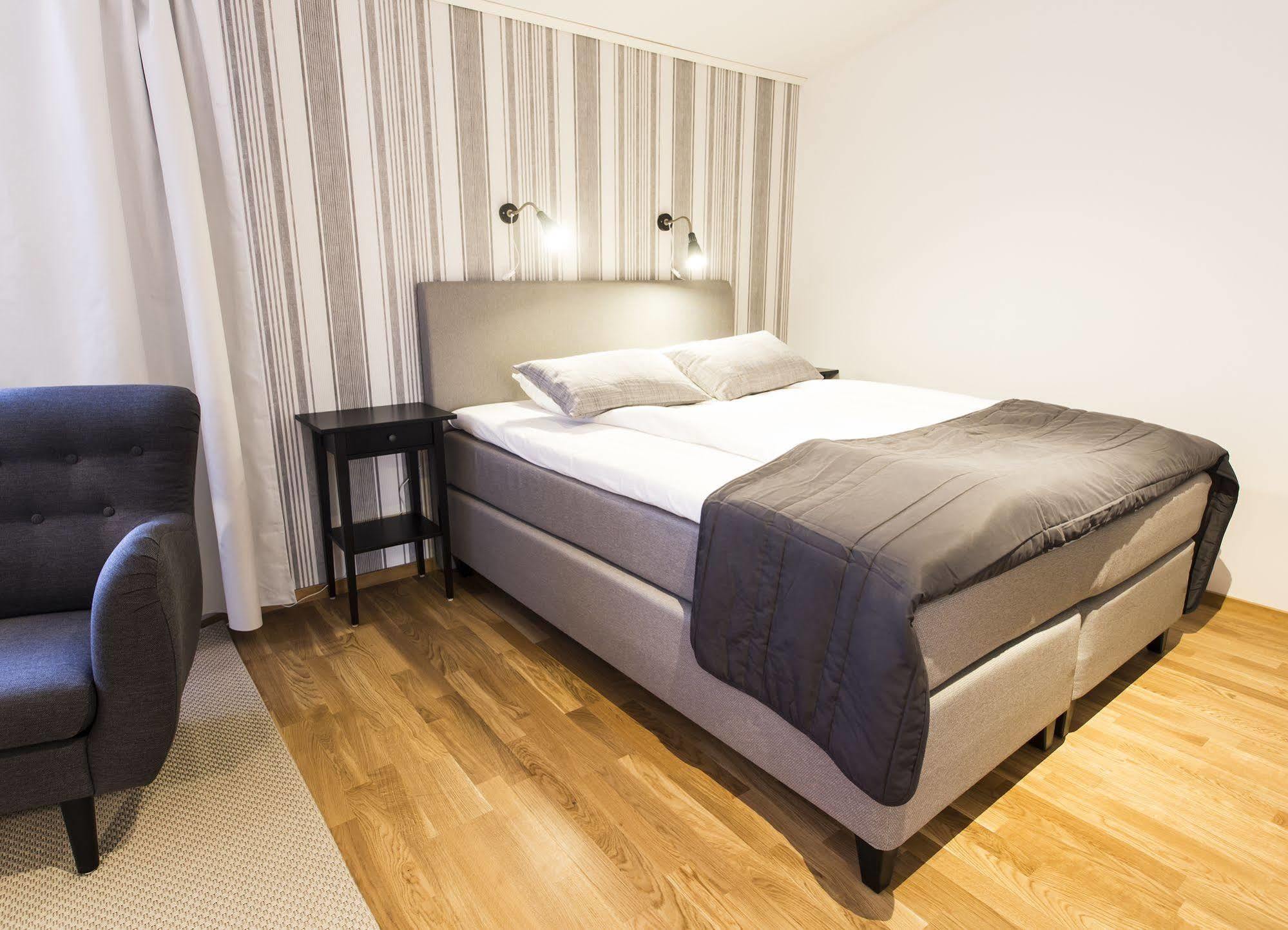 Simloc Hotel Drottninggatan Arjeplog Zewnętrze zdjęcie